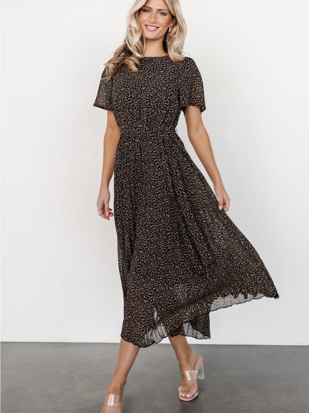 NWT Baltic Born Pleated Midi Black Floral  Short Sleeve Crewneck Dress Large